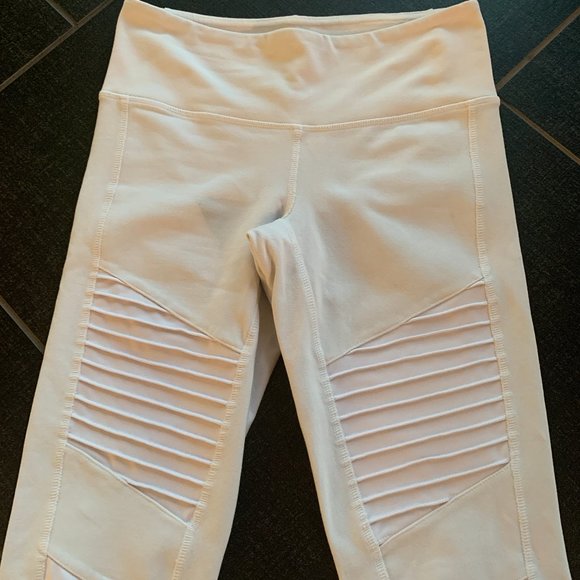 ALO Yoga White Mid-Rise Moto Leggings - Picture 7 of 12